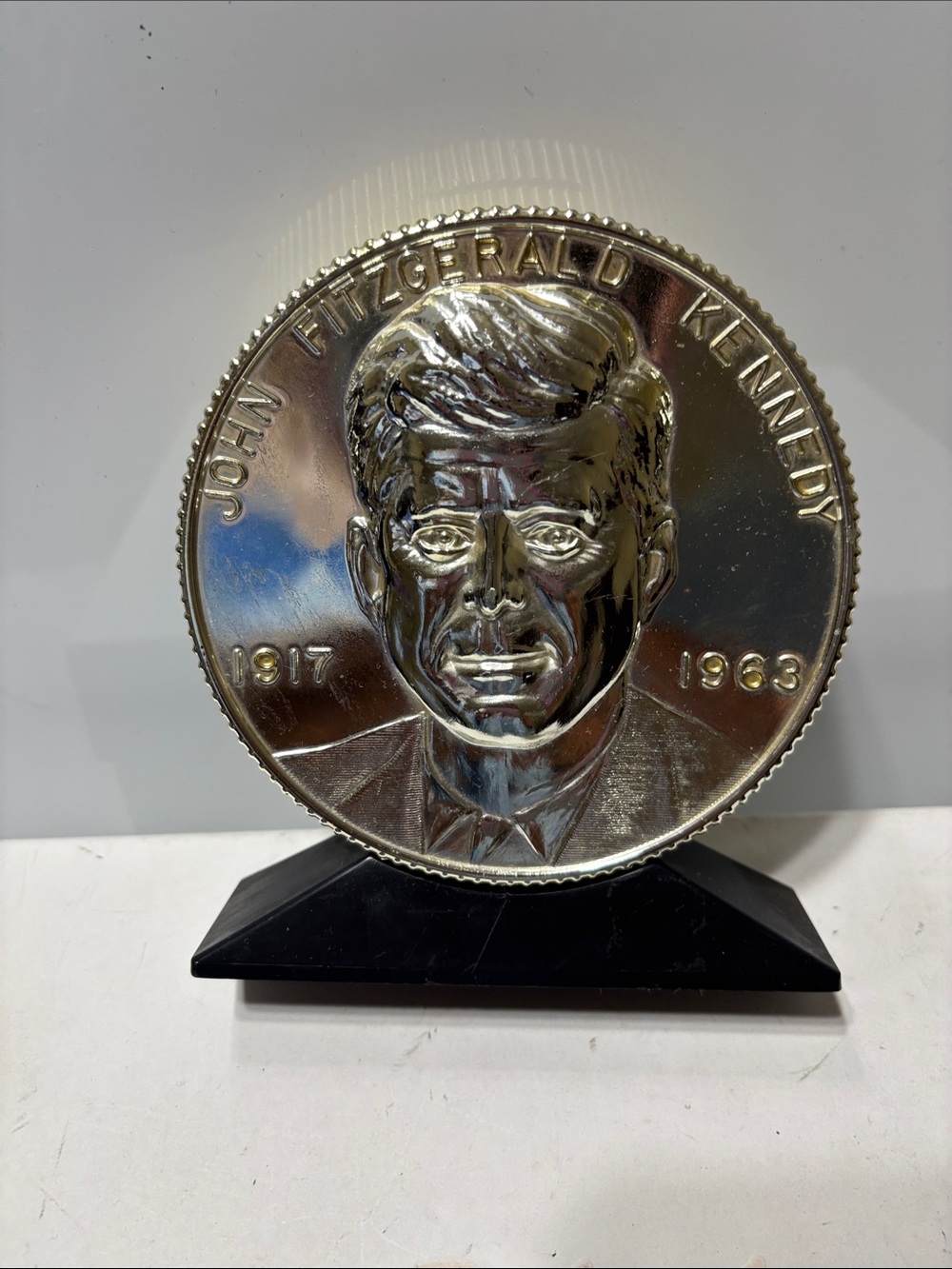Silver-Tone John F. Kennedy Commemorative Sculpture - Metallic Silver Accent.